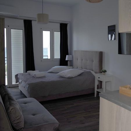 Soso'S Apartments -Vacations Next To The Beach Psari Forada Bagian luar foto
